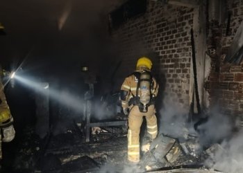 Incêndio destrói residência e ateliê no bairro Operária