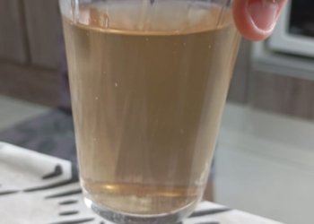 Moradores relatam problemas na água; Corsan atribui a fenômeno natural