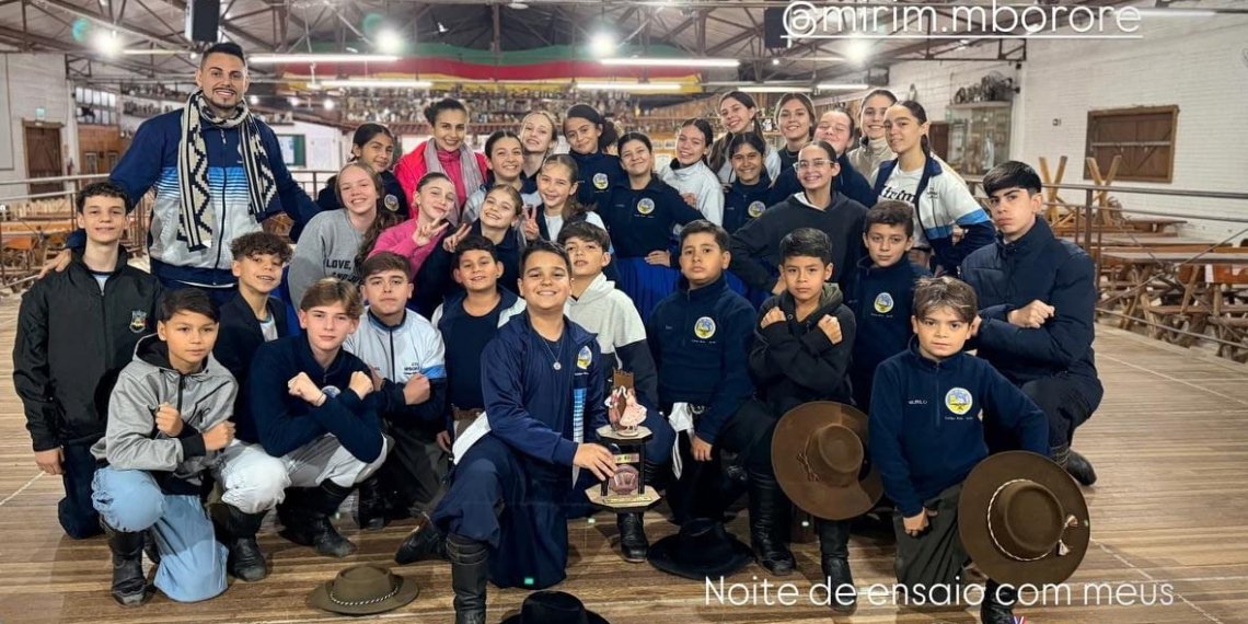 CTGs de Campo Bom conquistam destaques no Rodeio Artístico de Esteio