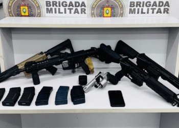 Brigada Militar apreende quatro fuzis e revólver na Operária