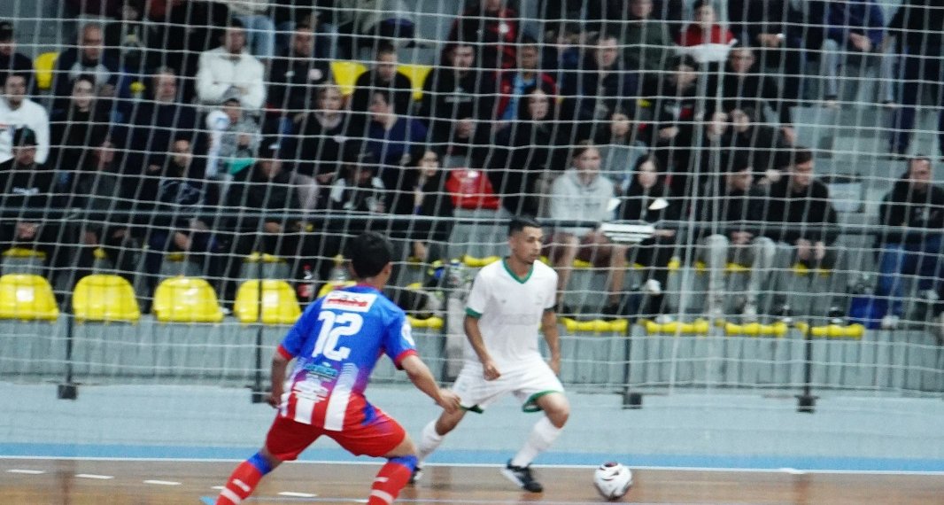 Sete equipes disputam o Campeonato Municipal de Futsal Série Prata 2026