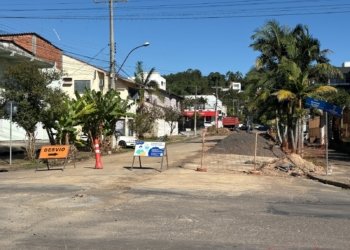 Saneamento básico: Corsan explica realizações de obras em diversas ruas e bairros do município
