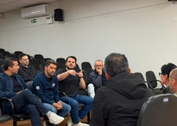 Representantes da Corsan esclarecem dúvidas sobre obras e qualidade da água em reunião com vereadores