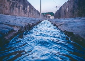 Milhões de brasileiros ainda vivem sem acesso ao saneamento básico