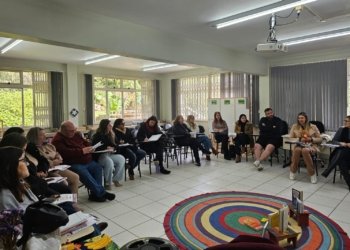 Comunicação Não Violenta é tema de formação para conselheiros tutelares