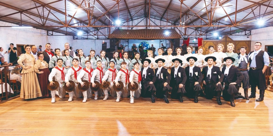 Juventude, talento e tradição: Campo Bom faz bonito no 22º Juvenart, em Santa Maria