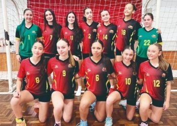 Tiradentes conquista a 6ª posição como melhor equipe de handebol feminino nos Jogos Escolares Brasileiros