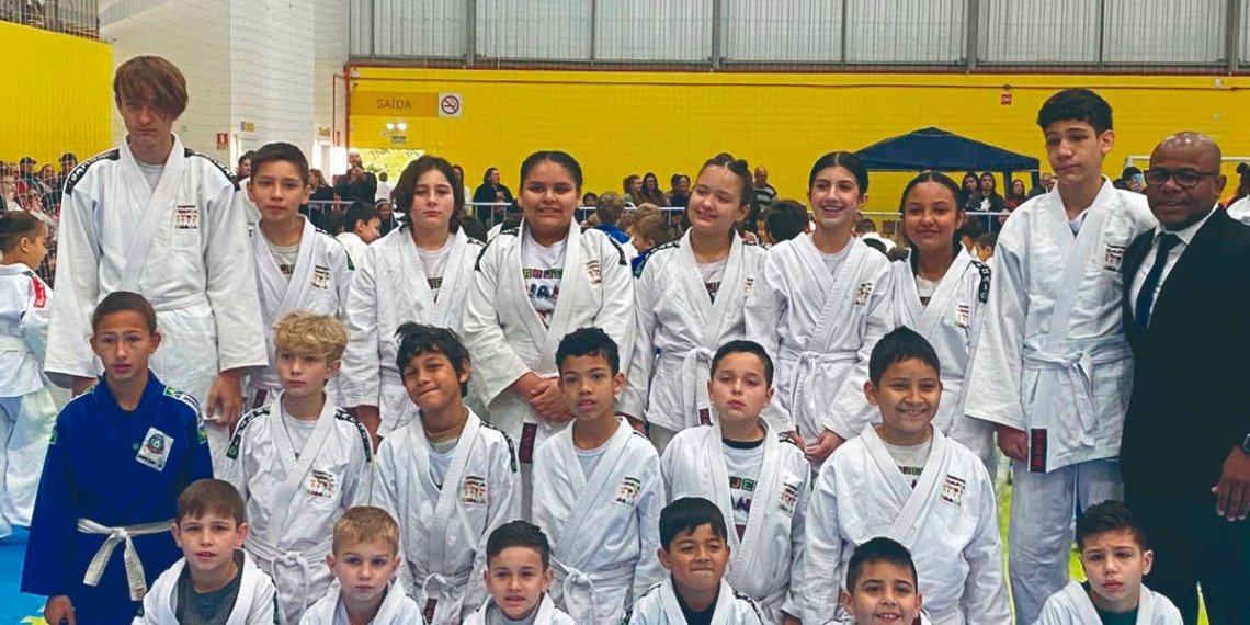 Judô leva alunos do Criança Cidadã a superar desafios dentro e fora do tatame